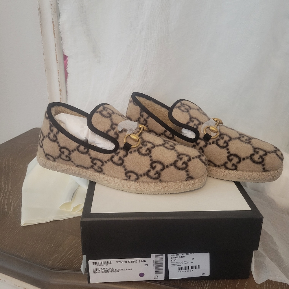 Gucci Horsebit Wool Loafers Size 39 NWT Gucci Fria Horsebit Loafers